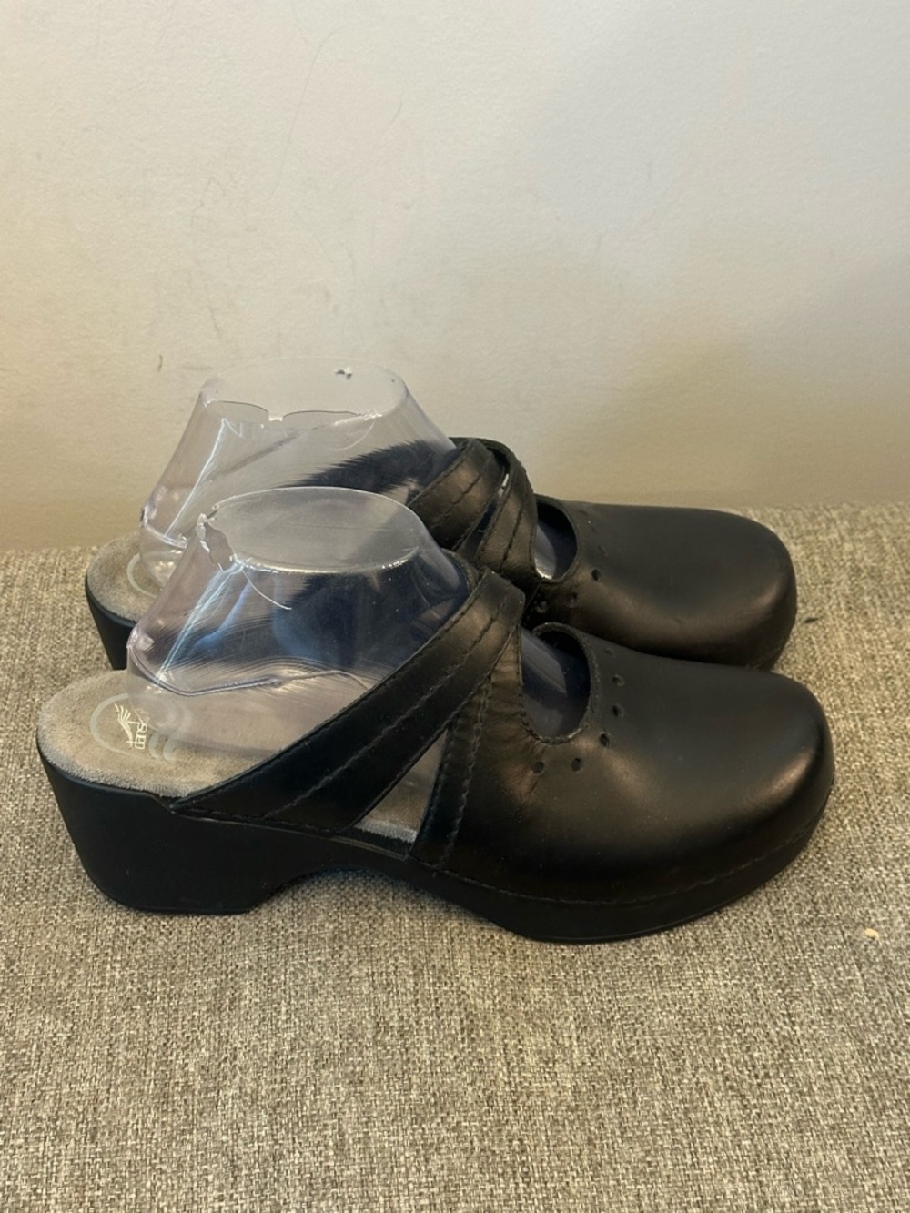 Dansko Susana black leather Chunky Slip On Clogs Size 42=11.5